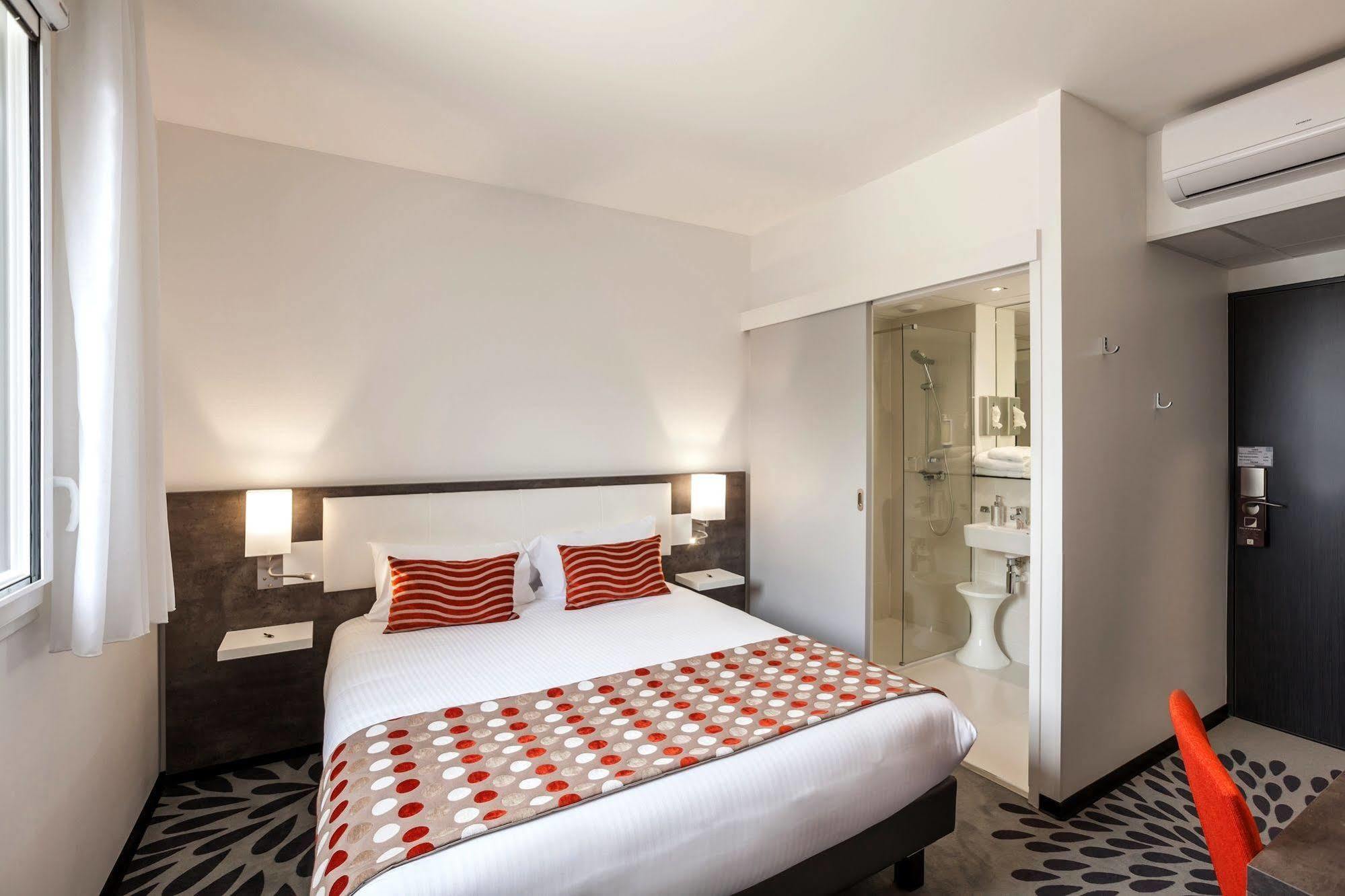 Au Comté d'Ornon Hôtel&Spa Gradignan Esterno foto